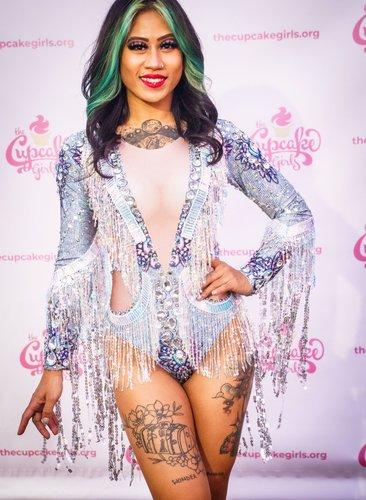 mobile - carousel-hero-element image-7