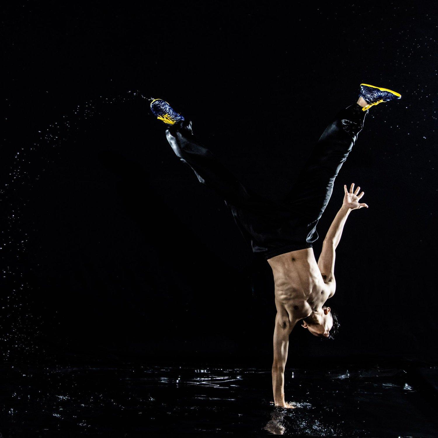 carousel-hero-element image-4