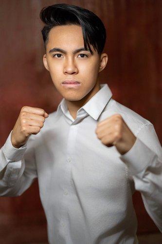 mobile - carousel-hero-element image-3