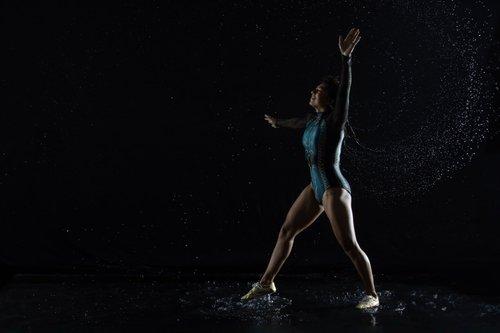 mobile - carousel-hero-element image-0